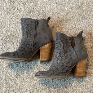 Carlos by Carlos Santana Gray Laser-Cut Booties with Block Heel